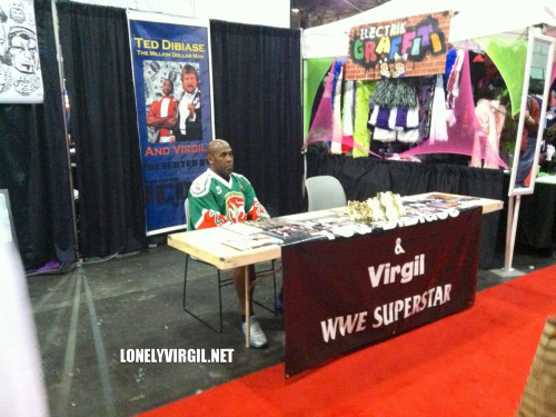 Virgil made a lonely appearance at the 2012 New York Comic Con back in October. �Apparently nobody noticed, except for Erik Nagel, who sent this photo in via twitter @ERockRadio.