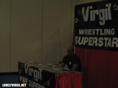 Virgil hit up Orlando back in 2007. I guess everyone was at Disney World or something. Thanks to @Tedofwerner for this one.